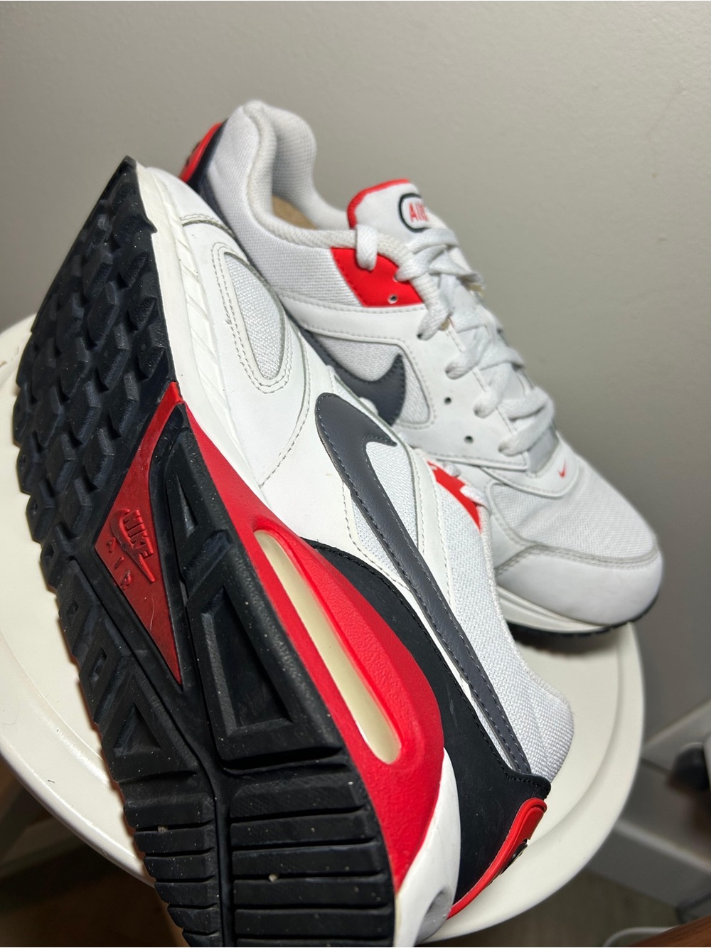 Nike Air Max IVO